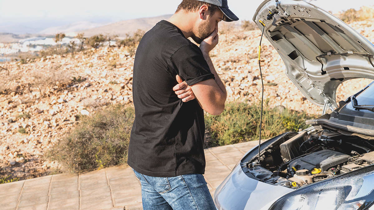 Revisar la garantía es fundamental antes de comprar un coche de segunda mano.