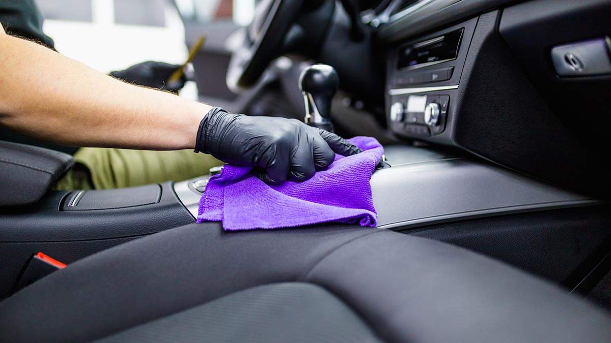 Los 10 Mejores productos para limpiar tapicería de coches - Gossip Vehiculos
